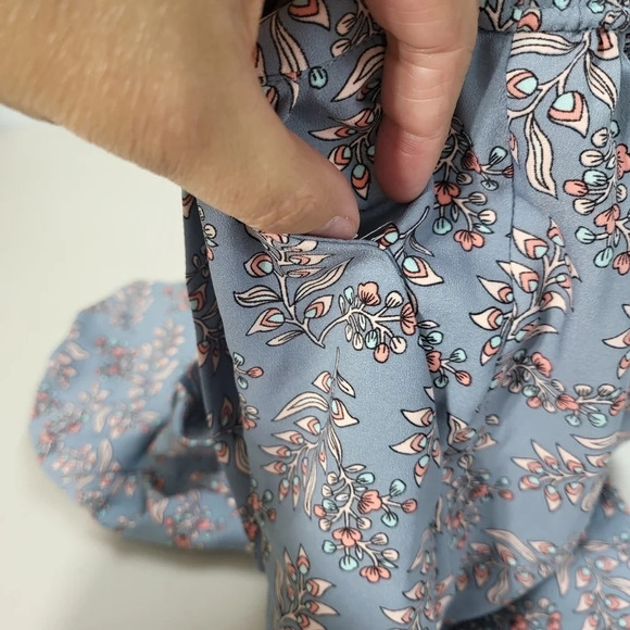 LOFT OUTLET NWT Floral Pull On Shorts Sz Large - Picture 5 of 10